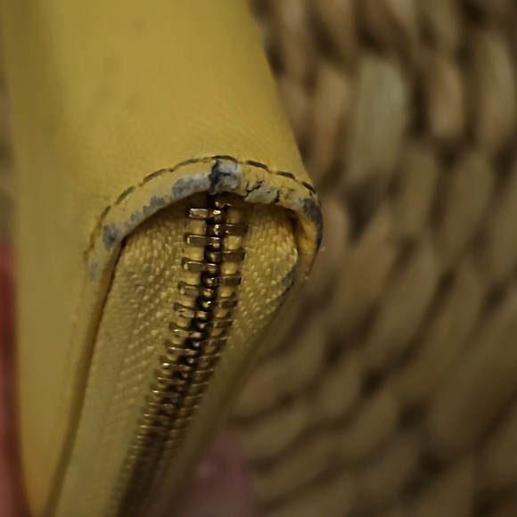 Tory Burch wallet - Picture 4 of 6